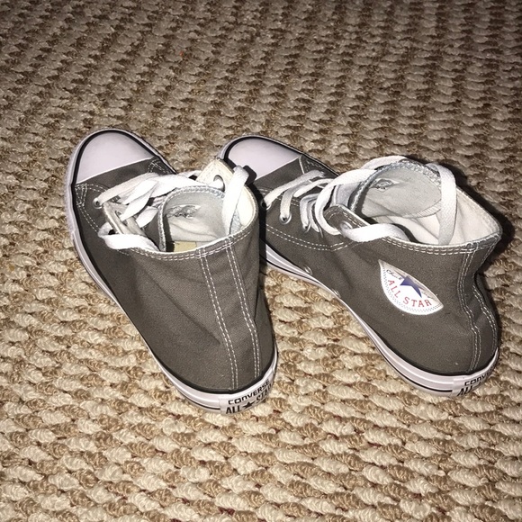Gray Converse - Picture 2 of 3